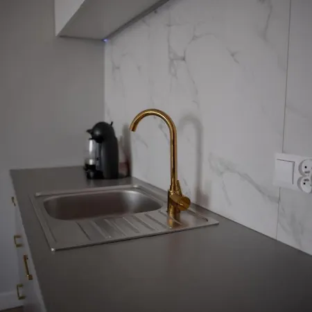 Chopin's アパート